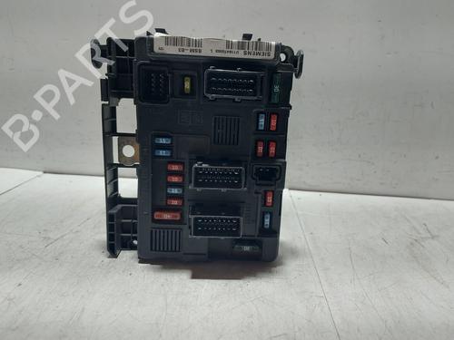 Used Fuse box Fuse box CITROËN XSARA PICASSO (N68) 1.6 16V (109 hp) 33852716 33852716