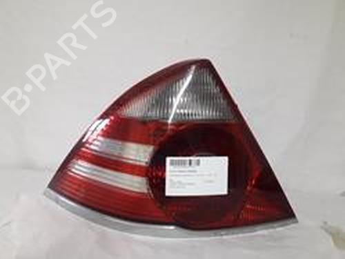 Used Left taillight FORD MONDEO III Saloon (B4Y) [2000-2007]  8718354