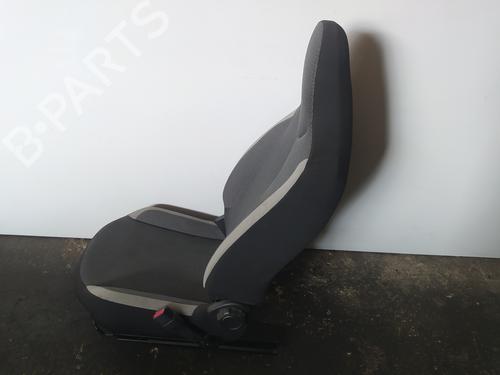 Right front seat TOYOTA AYGO (_B4_) 1.0 VVTi (KGB40) | BP27434142C16 