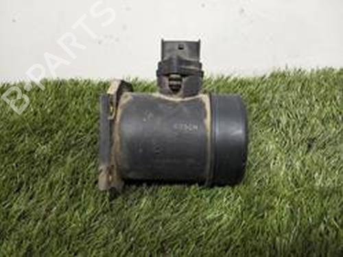 Used Mass air flow sensor NISSAN TERRANO II (R20) 2.7 TDi 4WD (125 hp) 8704097