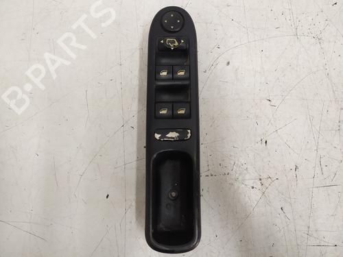 Used Left front window switch PEUGEOT 307 CC (3B) [2003-2009]  32088536