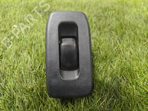 Used Right rear window switch MITSUBISHI PAJERO PININ I (H6_W, H7_W) 1.8 GDI (H66W, H76W) (120 hp) 8703838