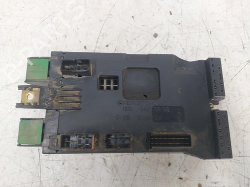 Used Fuse box MERCEDES-BENZ VITO Van (W638) 110 D 2.3 (638.074, 638.078) (98 hp) 25925871