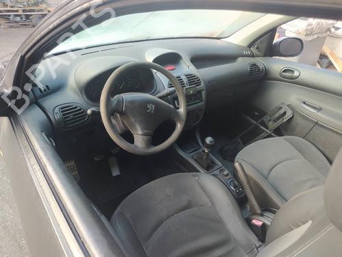 Fuse box PEUGEOT 206 Hatchback (2A/C) 1.4 HDi eco 70 | BP9219836E1