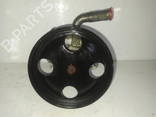Used Steering pump FORD FIESTA V (JH_, JD_) [2001-2014]  13109011
