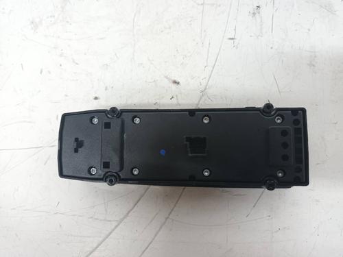 Left front window switch MERCEDES-BENZ C-CLASS (W204)  | BP13940960I27 