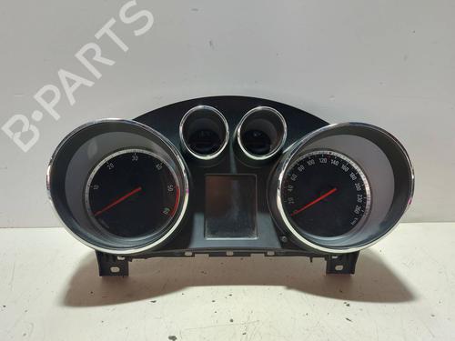 Used Instrument cluster OPEL INSIGNIA A Saloon (G09) 2.0 CDTI (69) (131 hp) 20330324