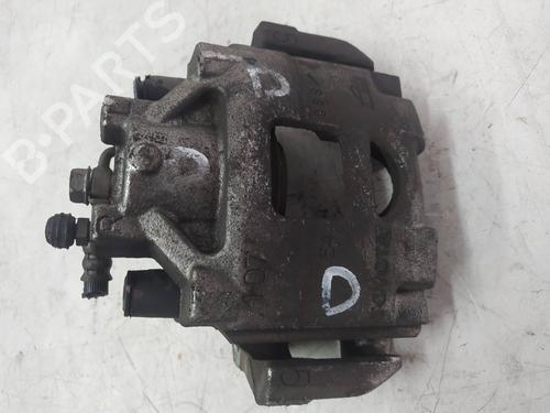 Used Right front brake caliper TOYOTA YARIS (_P13_) 1.5 (NSP131_) (112 hp) 11605476