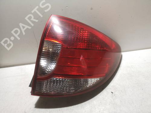 Used Right taillight KIA RIO I Hatchback (DC) 1.5 16V (98 hp) 8704925