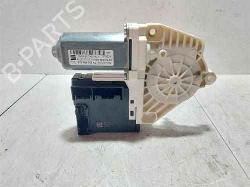 Used Right front window motor Right front window motor 38445637 38445637