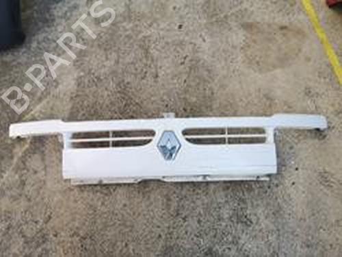 Used Grille RENAULT MASTER II Van (FD) 2.8 dTI (114 hp) 8889405