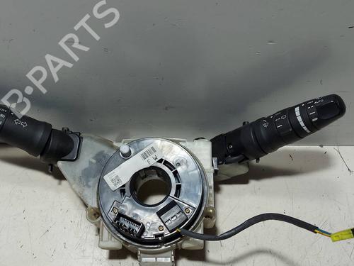 Used Headlight switch NISSAN MICRA III (K12) 1.4 16V (88 hp) 17520212