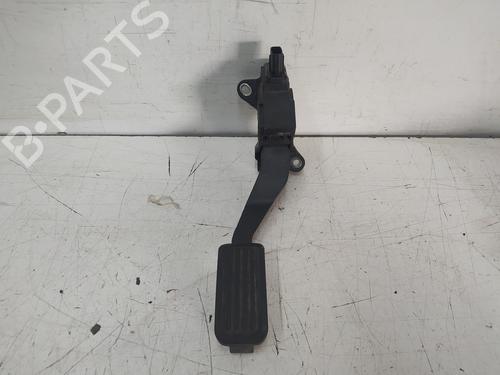 Used Pedal TOYOTA YARIS (_P9_) 1.3 VVT-i (SCP90_, SCP90R) (87 hp) 26565551
