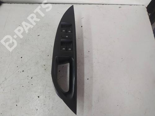 Used Left front window switch Left front window switch SEAT ALTEA (5P1) 1.9 TDI (105 hp) 9749102 9749102