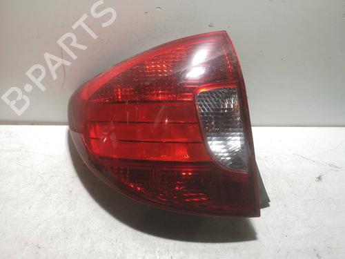 Left taillight KIA RIO I Hatchback (DC) 1.5 16V (98 hp) 8704926