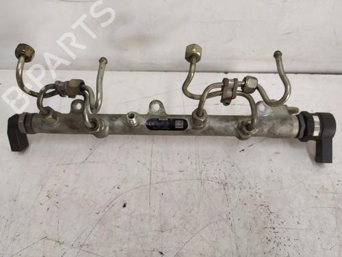 Used Injection rail Injection rail BMW 3 (E46) 320 d (150 hp) 34521637 34521637