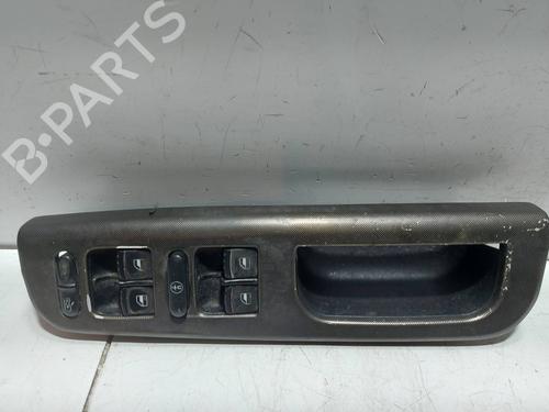 Used Left front window switch VW BORA I (1J2) [1998-2013]  30889331