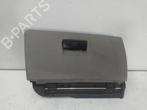 Used Glove box BMW 3 Touring (E91) 318 d (122 hp) 16960164