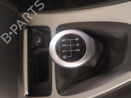 Used Shift knob BMW 3 (E90) 318 d (122 hp) 18118432
