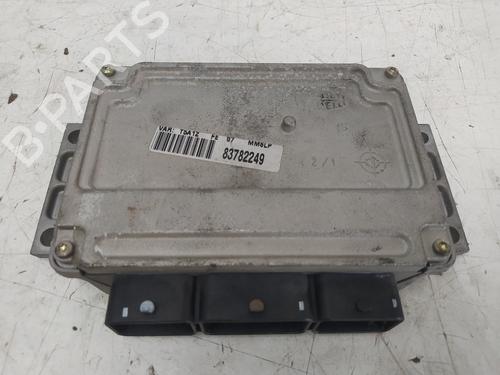 Used Engine control unit (ECU) PEUGEOT 307 (3A/C) 1.4 16V (88 hp) 8700509