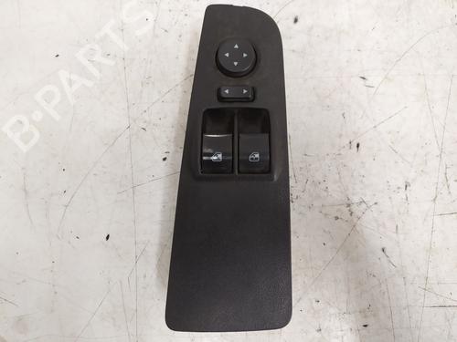 Used Left front window switch Left front window switch FIAT GRANDE PUNTO (199_) 1.9 D Multijet (116 hp) 34381540 34381540