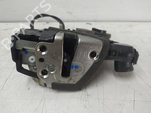 Used Front right lock TOYOTA AVENSIS (_T25_) [2003-2008]  16677673
