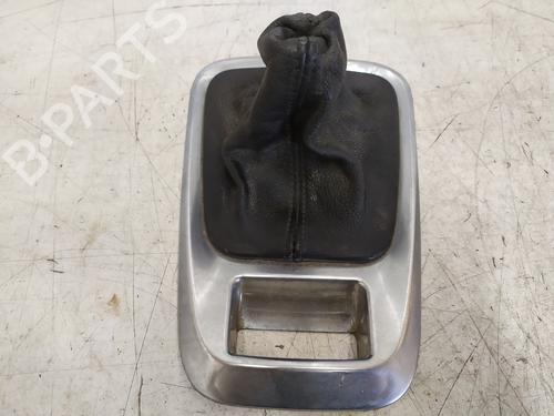 Used Shift knob Shift knob PEUGEOT 3008 I MPV (0U_) [2009-2017] 30569932 30569932