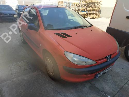 Fuse box PEUGEOT 206 Hatchback (2A/C) 1.4 LPG | BP18875690E1