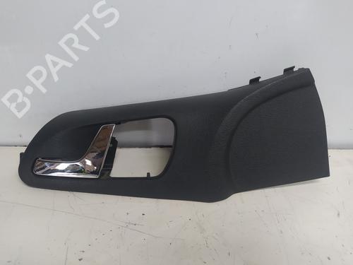 Used Front left interior door handle SKODA OCTAVIA I (1U2) 1.6 (102 hp) 17511152