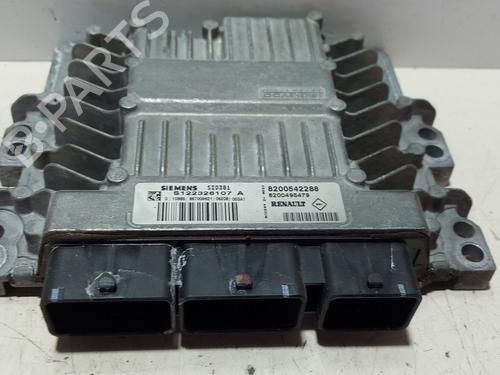Calculateur moteur (ecu) RENAULT MEGANE II (BM0/1_, CM0/1_) [2001-2012]  17773487