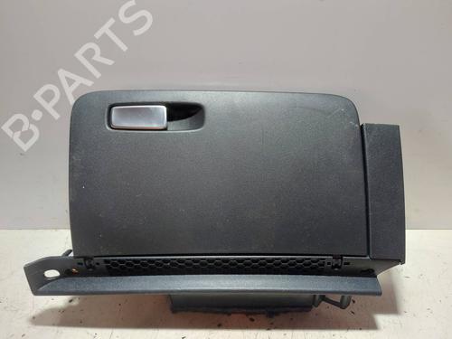 Used Glove box AUDI A1 (8X1, 8XK) 1.6 TDI (90 hp) 22433332