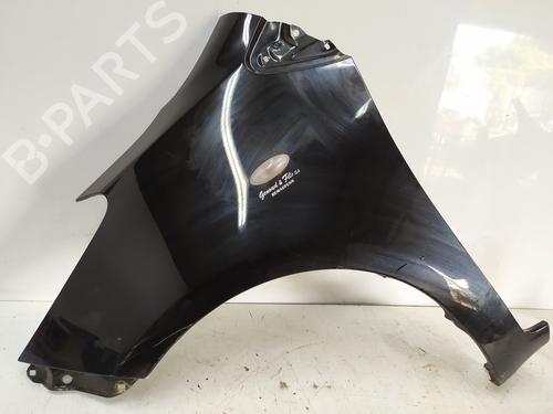 Used Left front fenders TOYOTA YARIS (_P9_) 1.3 VVT-i (SCP90_, SCP90R) (87 hp) 26565558