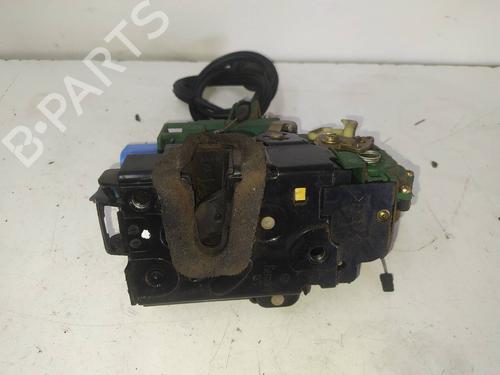Used Front right lock VW POLO (9N_, 9A_) 1.4 TDI (75 hp) 9496835