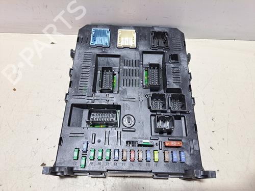 Used Fuse box PEUGEOT 307 SW (3H) [2002-2009]  18063836