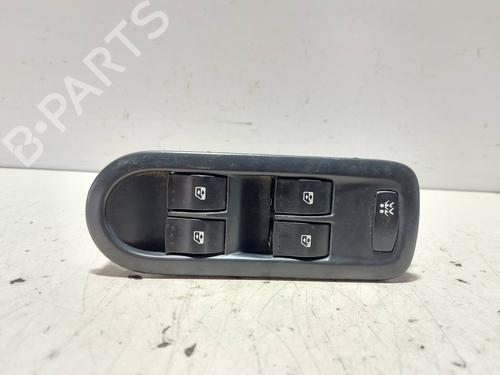 Used Left front window switch RENAULT MEGANE II (BM0/1_, CM0/1_) 2.0 16V (BM0U, CM0U) (135 hp) 18320012