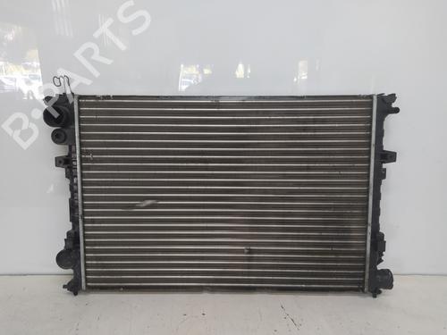 Used Water radiator Water radiator FIAT SCUDO Van (220_) 1.9 TD (90 hp) 15597501 15597501