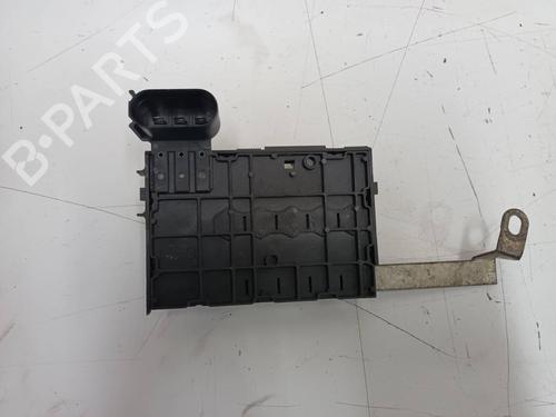 Fuse box VW GOLF IV (1J1) 1.6 | BP22565111E1 