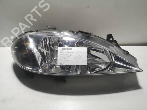 Used Right headlight RENAULT MEGANE I (BA0/1_) 1.4 16V (BA0D, BA1H, BA0W, BA10) (95 hp) 8717259