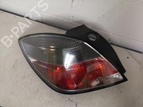 Venstre baglygte OPEL ASTRA H (A04) 1.9 CDTI (L48) | BP8701231C34 