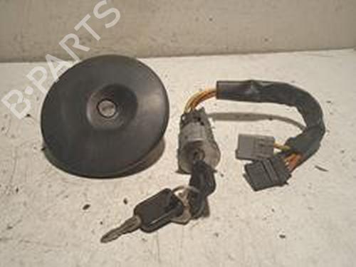 Clé de contact RENAULT RAPID Box Body/MPV (F40_, G40_) 1.2 (F406, G40A) (55 hp) 8716427