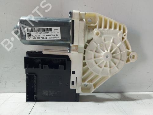 Used Right front window motor Right front window motor SEAT LEON (1P1) 1.6 TDI (90 hp) 33852740 33852740