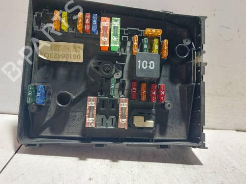 Used Fuse box Fuse box VW GOLF VI (5K1) [2008-2014] 40092265 40092265