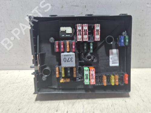 Used Fuse box AUDI A3 Sportback (8PA) 1.6 TDI (105 hp) 27484417
