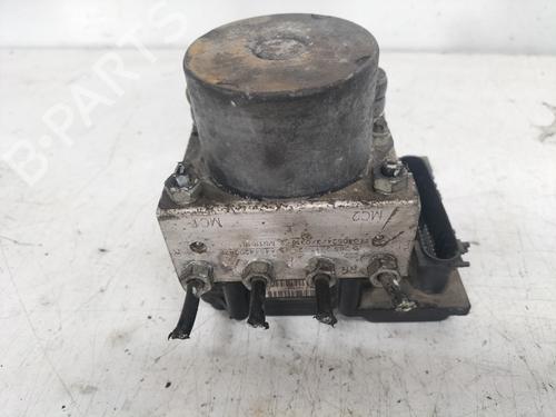 Pompe ABS MITSUBISHI COLT VI (Z3_A, Z2_A) 1.3 (Z21A) (95 hp) 8856602