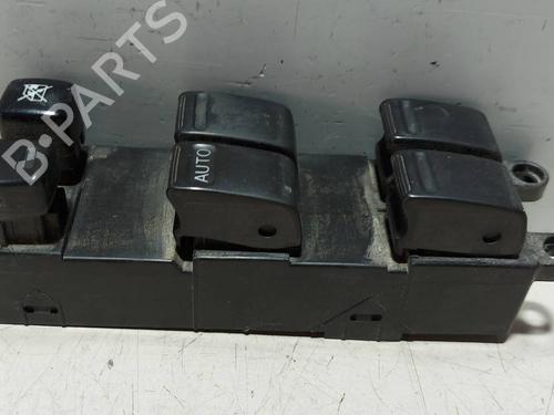 Used Left front window switch NISSAN ALMERA II Hatchback (N16) [2000-2025]  18110079