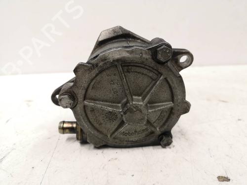 Used Vacuum pump BMW 3 Touring (E46) 330 d (184 hp) 13900287