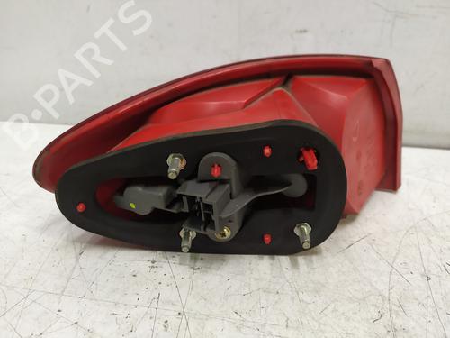 Right taillight ALFA ROMEO 147 (937_) 1.9 JTD 16V (937.AXG1B, 937.BXG1B) | BP30134273C35