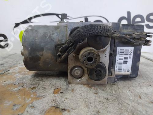 Used ABS pump NISSAN TERRANO II (R20) 2.7 TDi 4WD (125 hp) 8701848