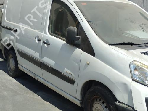Front wiper motor CITROËN JUMPY II Van 1.6 HDi 90 8V | BP36021001M29 - Image 6