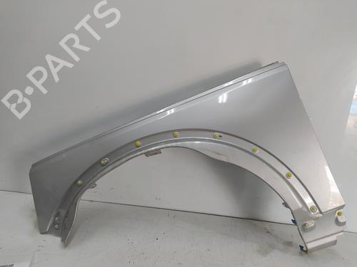 Used Left front fenders LAND ROVER DISCOVERY III (L319) 2.7 TD 4x4 (190 hp) 19330412